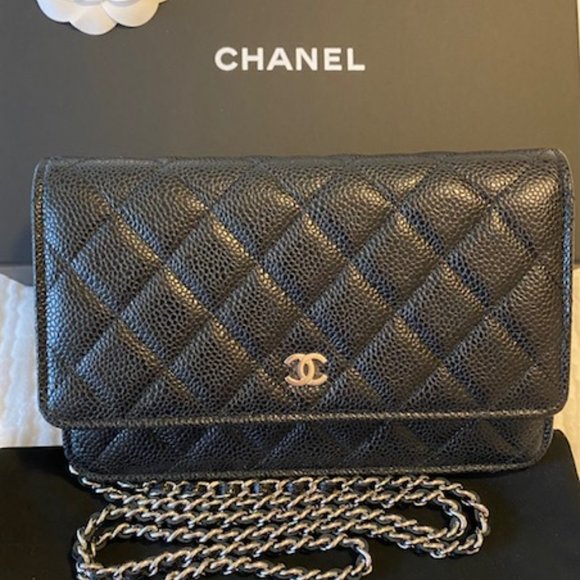 Chanel WOC - Picture 7 of 8